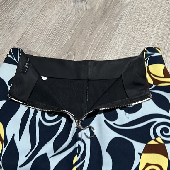 Zara Printed Mini Skirt - Picture 12 of 15